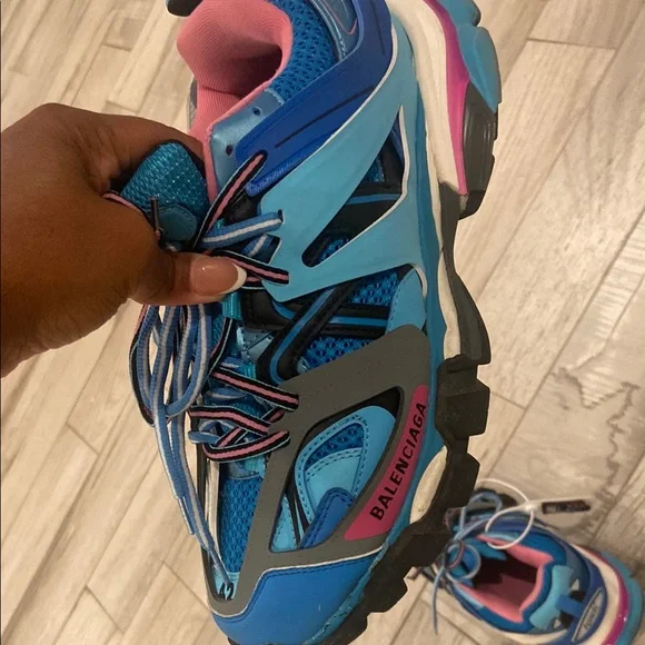 Balenciaga Blue and Pink Sneakers - Picture 3 of 4